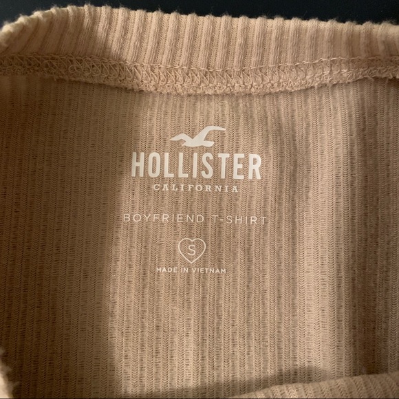 Hollister Oversized Boyfriend Tshirt - Picture 4 of 4